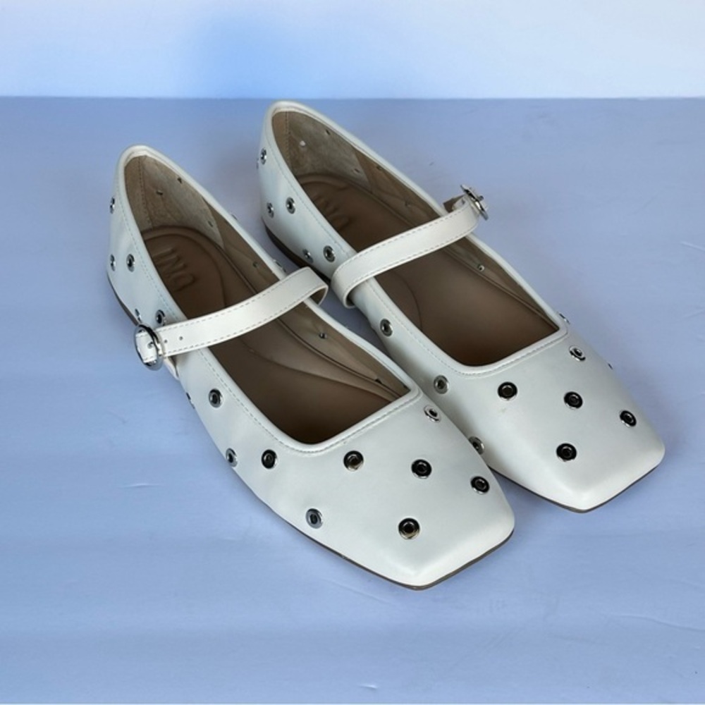 I.N.C. International Concepts Jadis Square Toe Ballet Flats white 10.5